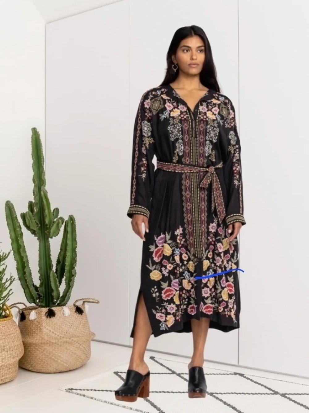 Johnny WAS Biya Failie Flor Black Embroidered Long-Sleeve Midi Dress - Picture 2 of 10